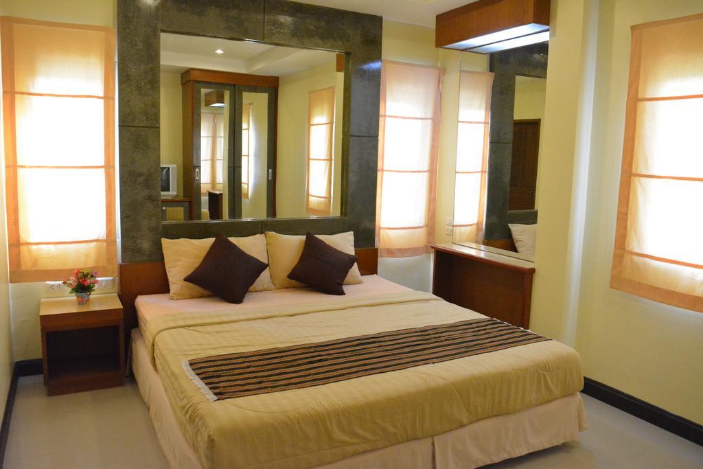 Pornthep Hotel 2 Ban Khlong Haeng Eksteriør billede